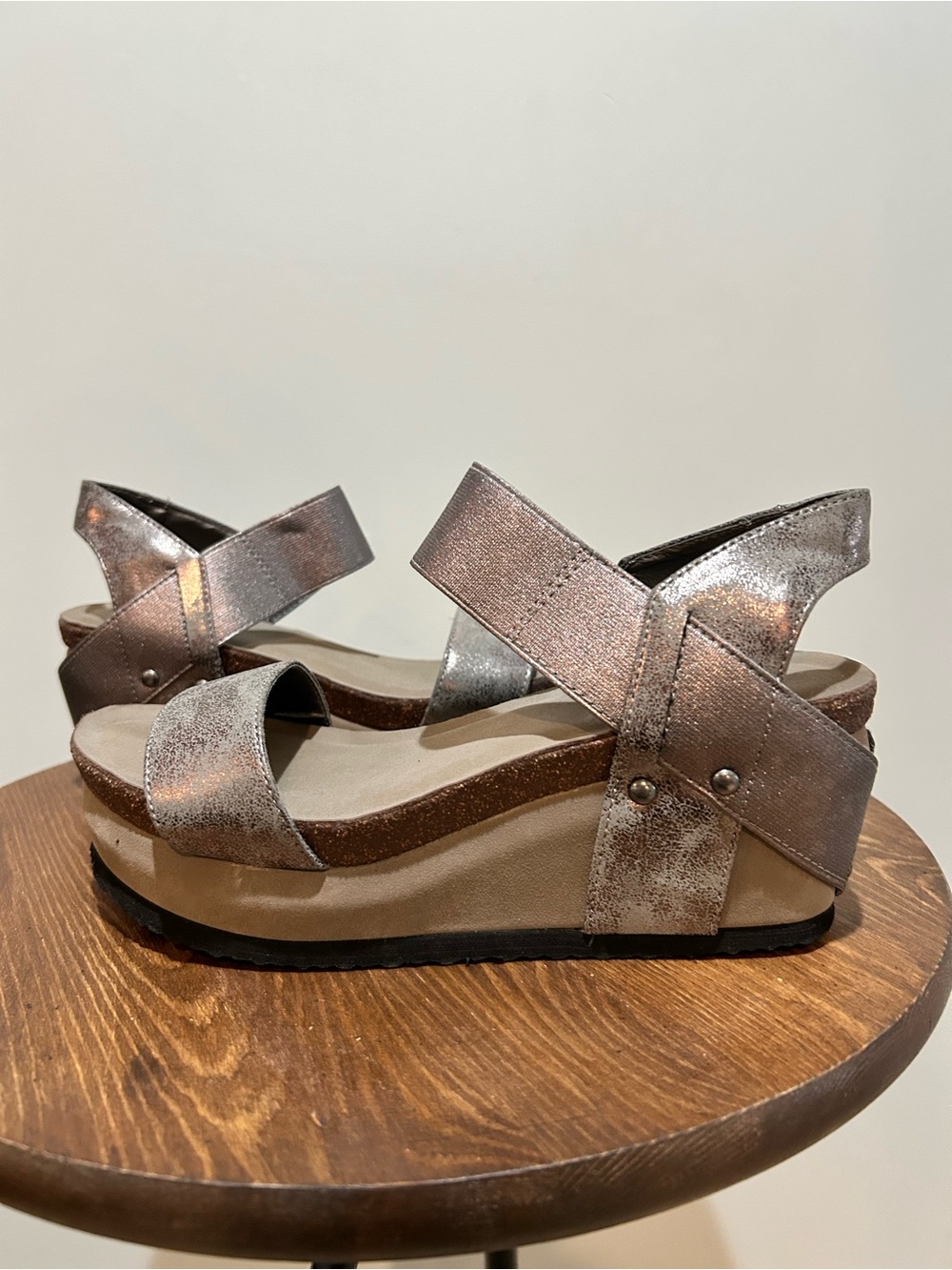 Crown Vintage Metallic Platform Cross-Strap Sandals